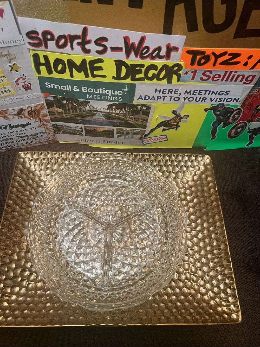 #2915**Clear Glass Divided Serving Dish - Elegant Scalloped Design